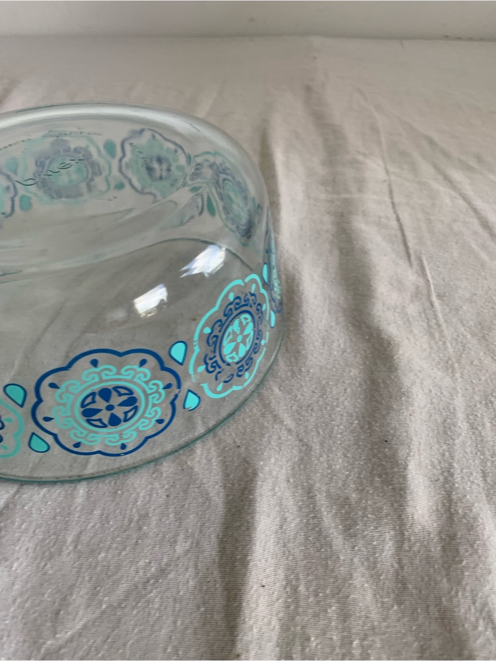 Pyrex Bowl - Picture 5 of 8